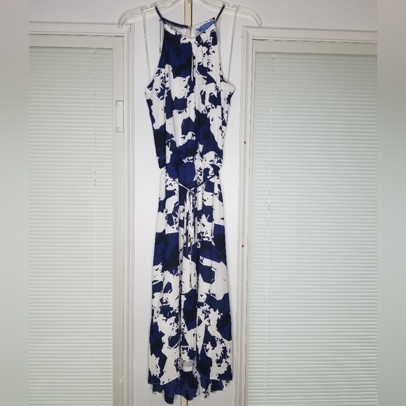 Simply Vera Vera Wang Dresses & Skirts - Simply Vera Vera Wang Patterned High Neck Dress